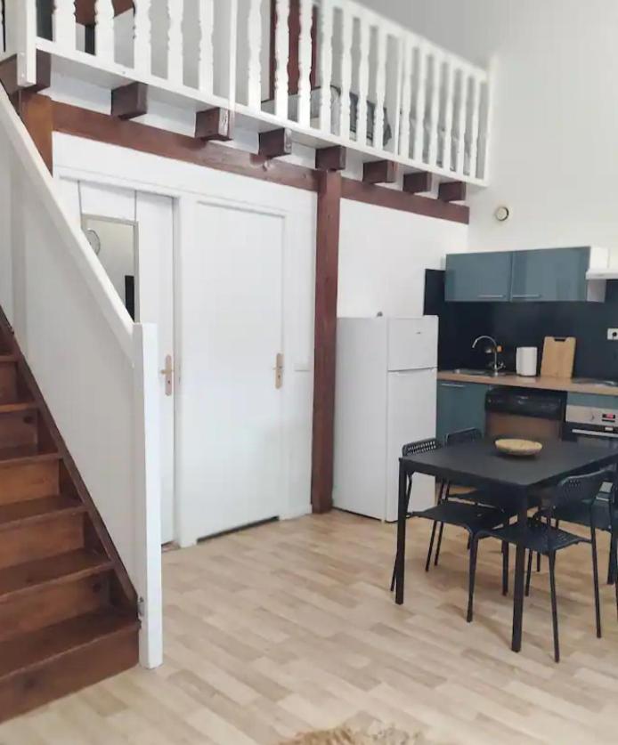 Apartment T2 Au Coeur Du Vieux Langon *